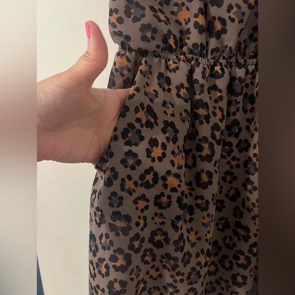 Peppermint brand Leopard Print Sleeveless Dress size L (D-313) - Picture 3 of 12